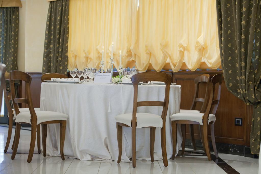 Albergo Ristorante Uliveto Veroli エクステリア 写真