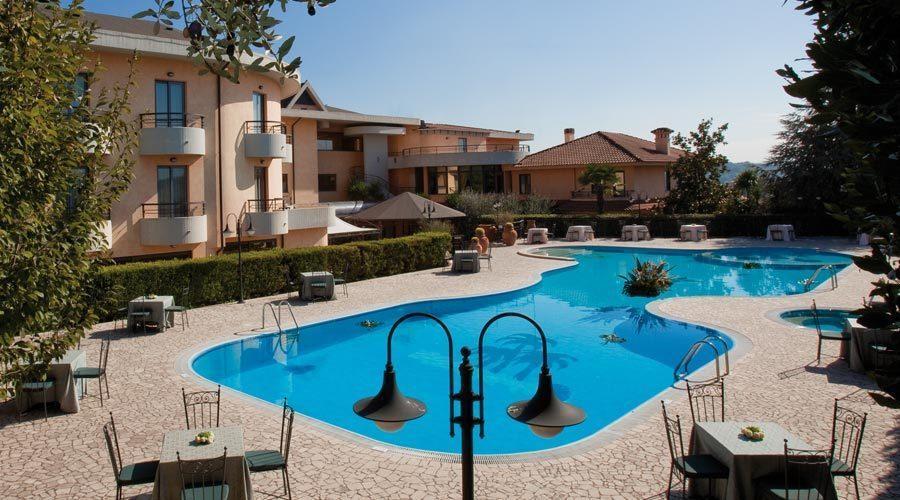 Albergo Ristorante Uliveto Veroli エクステリア 写真