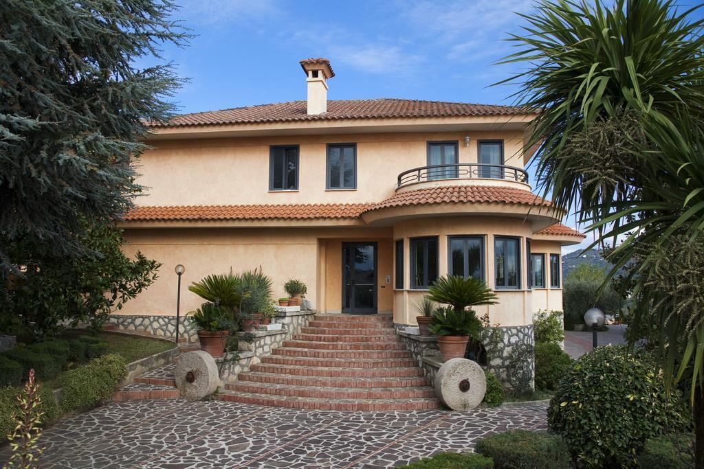 Albergo Ristorante Uliveto Veroli エクステリア 写真