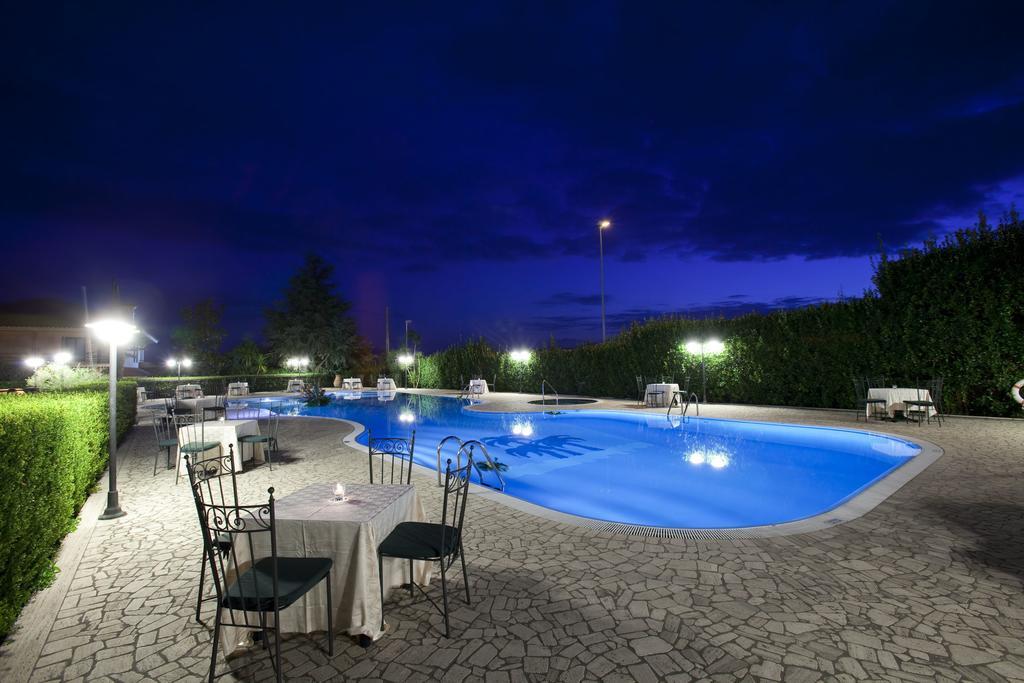 Albergo Ristorante Uliveto Veroli エクステリア 写真