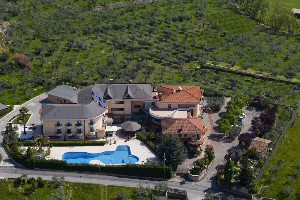 Albergo Ristorante Uliveto Veroli エクステリア 写真