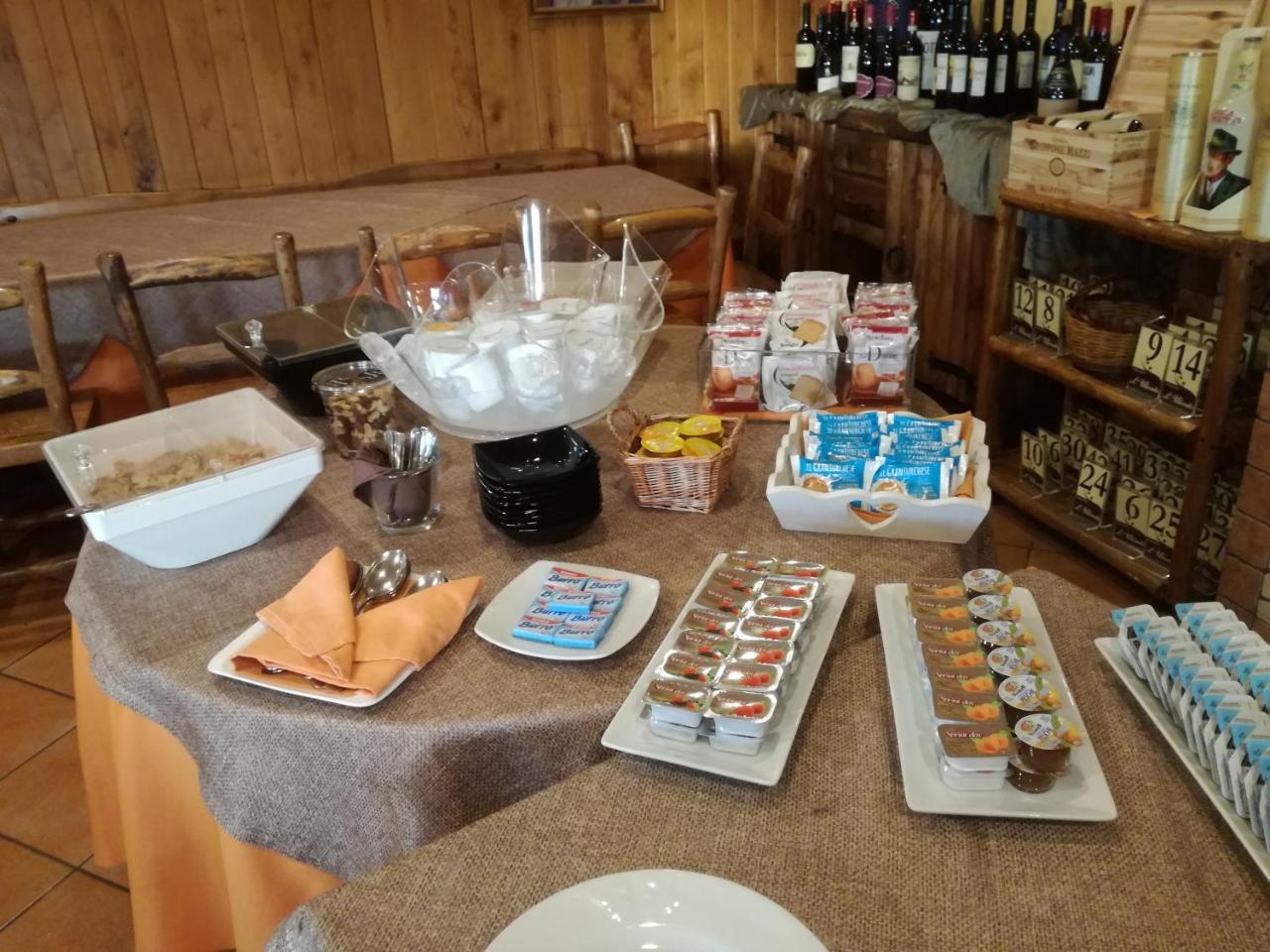 Albergo Ristorante Uliveto Veroli エクステリア 写真